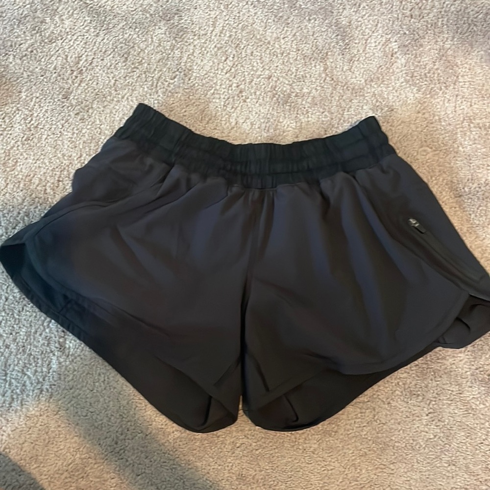 Lululemon lined black shorts size 8